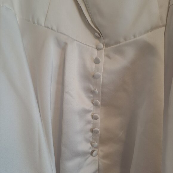 PLUS SIZE PUFF BOTTTOM WEDDING/PARTY DRESS **EXAMPLE SHOWN** - Picture 3 of 7